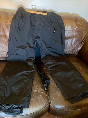 White Sierra Men's Black Ski / Snowboard Pants